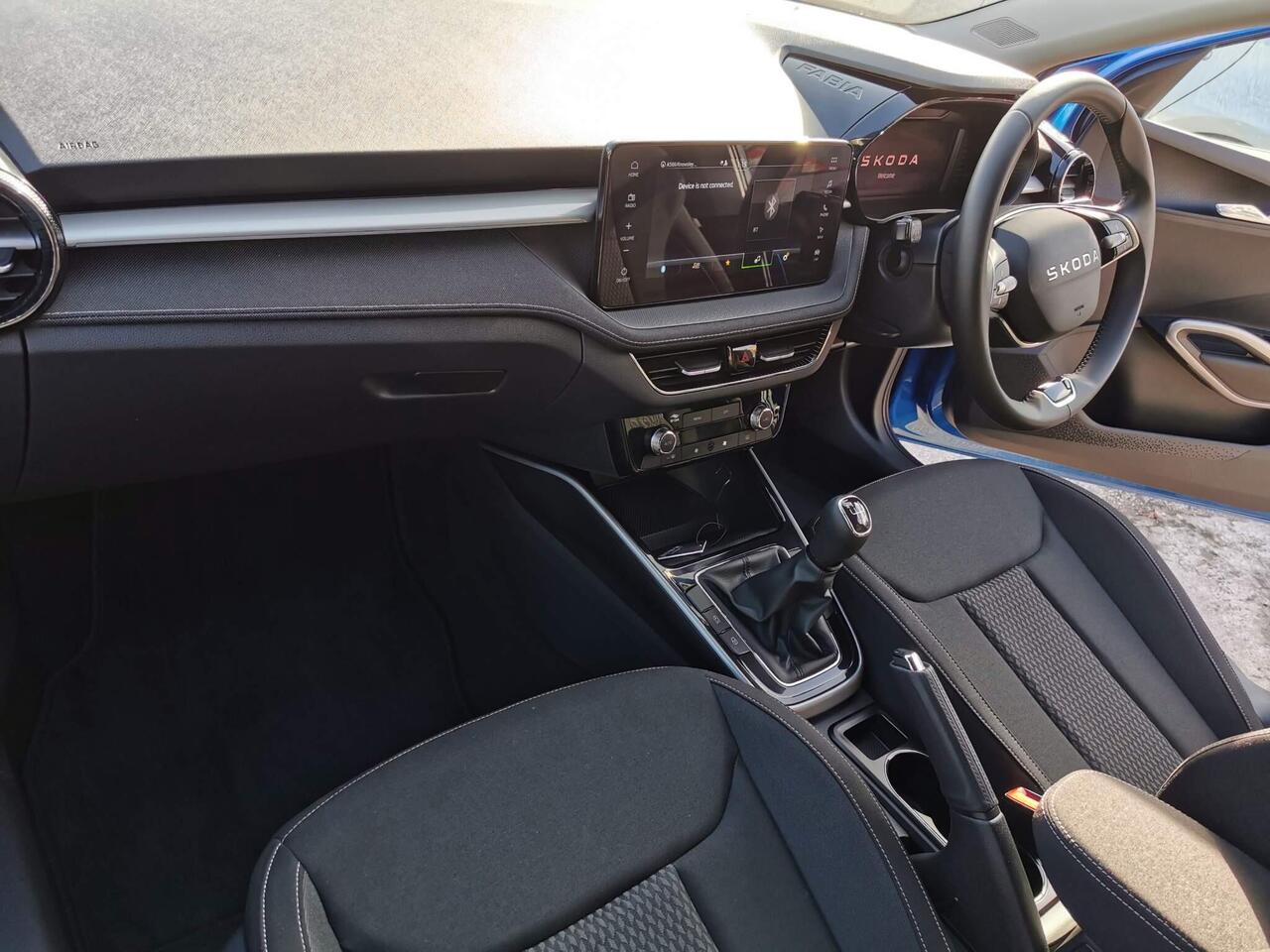 Skoda Fabia — photo 6