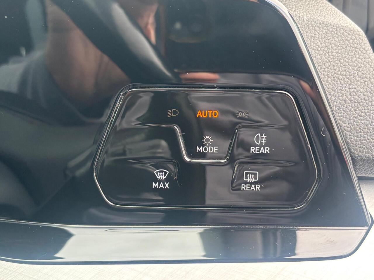 Volkswagen Golf — photo 15