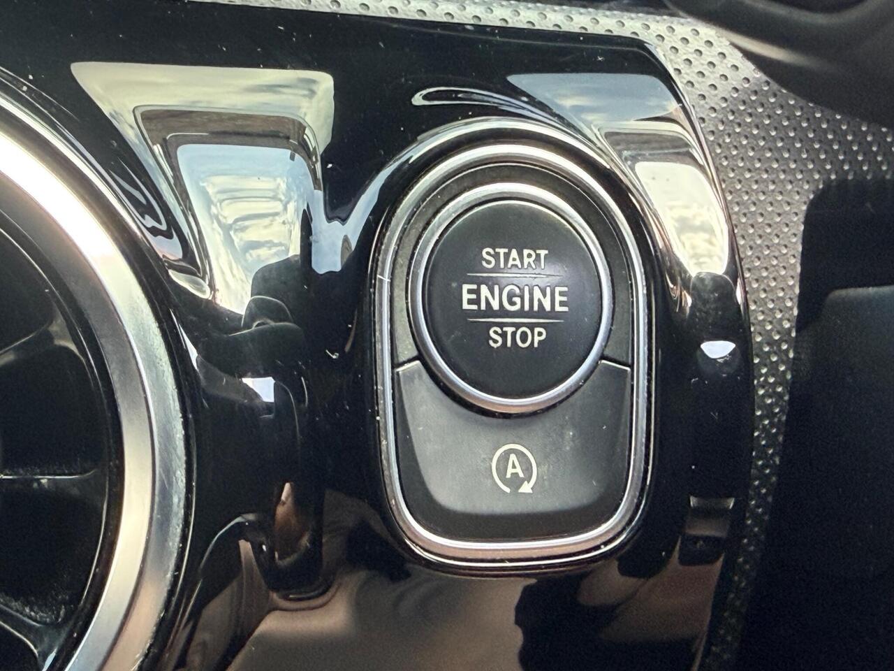 2019 Mercedes-Benz A Class 2.0 A200d AMG Line 8G-DCT Euro 6 (s/s) 5dr, photo 36