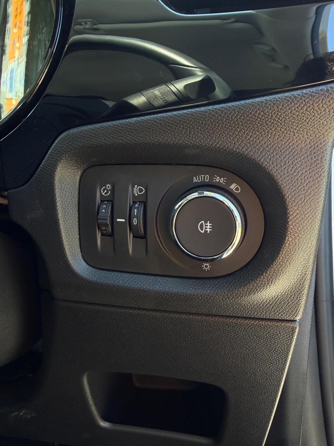 Vauxhall Corsa — photo 24