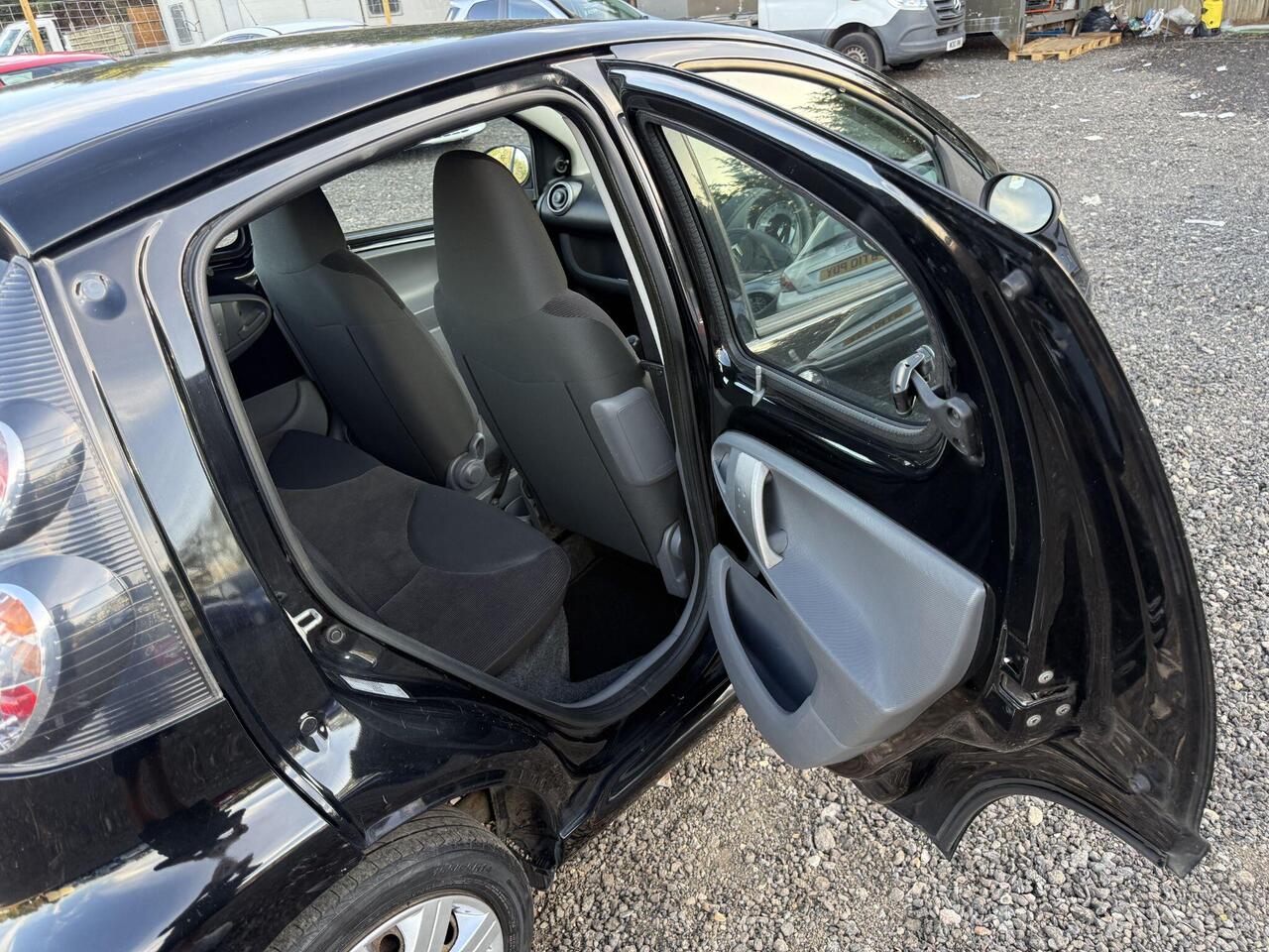 Citroen C1 — photo 15