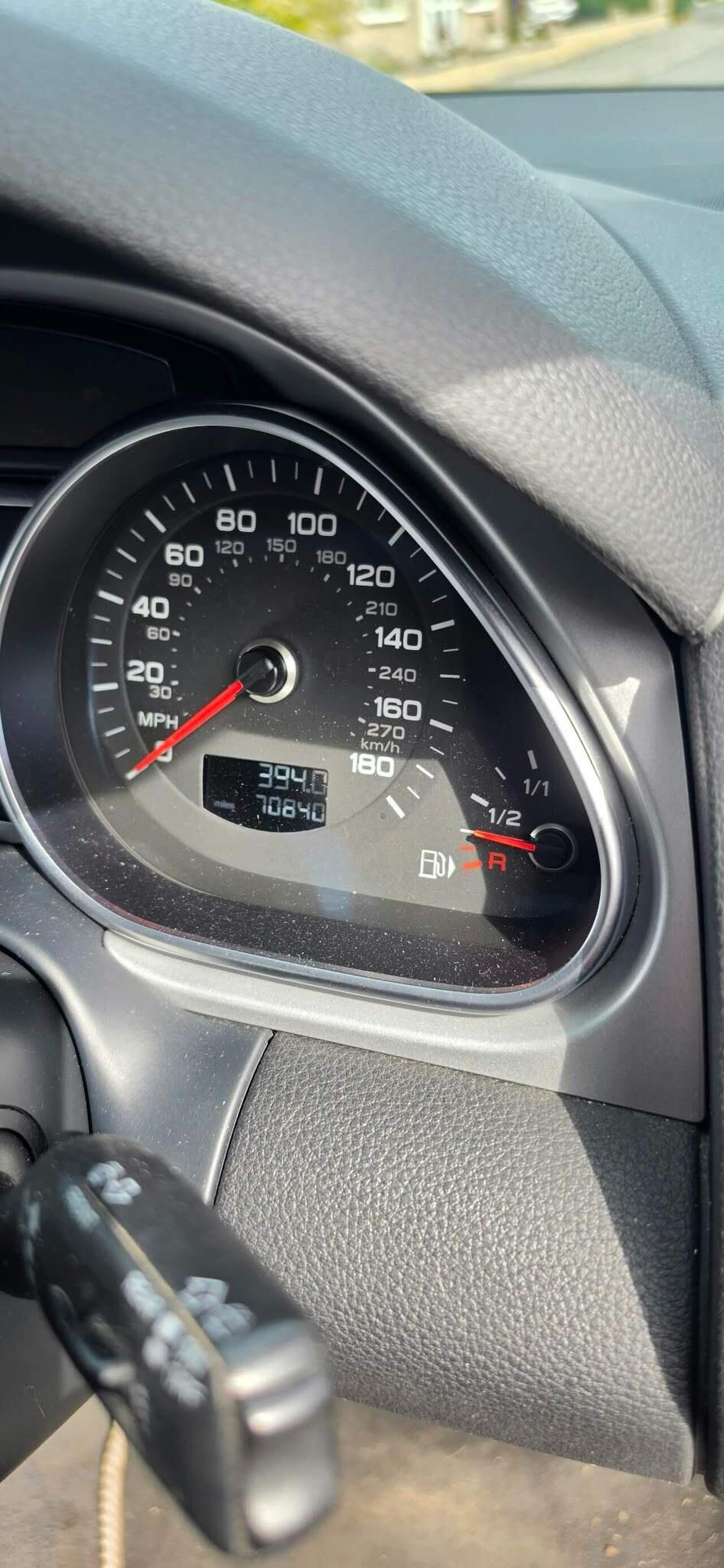 Audi Q7 — photo 10