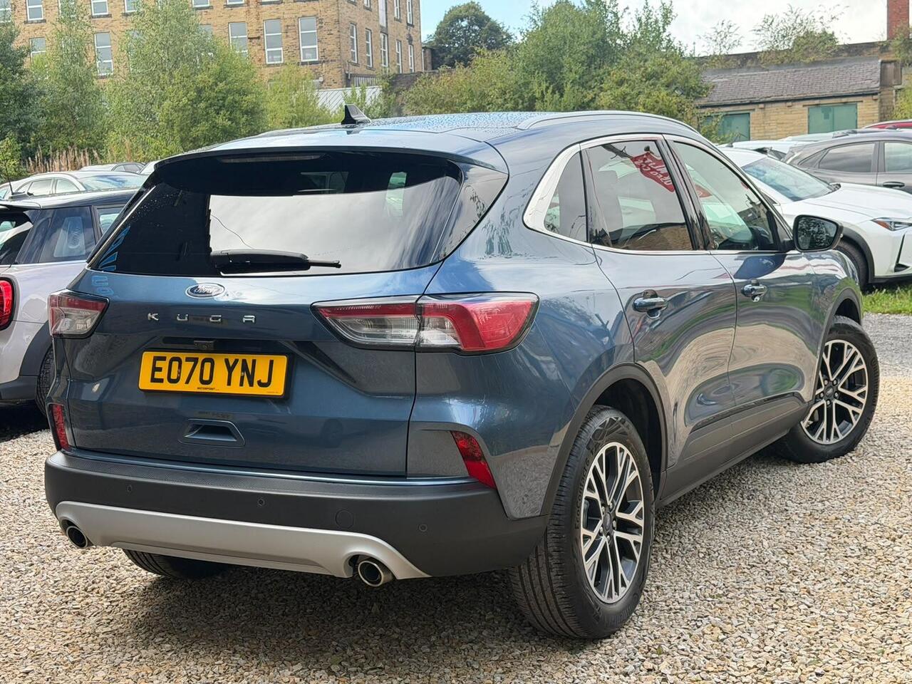Ford Kuga — photo 58