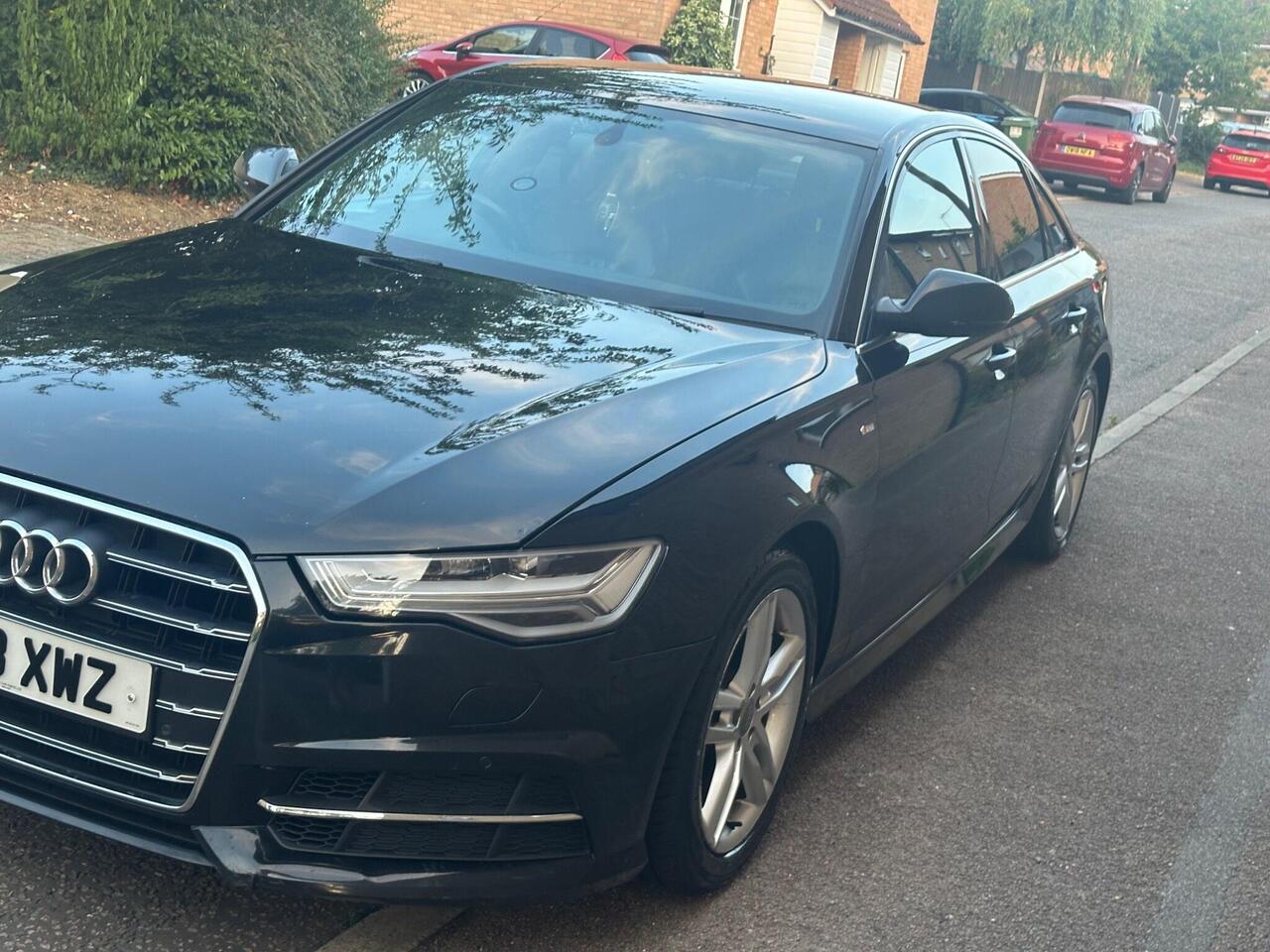 Audi A6 Saloon — photo 2