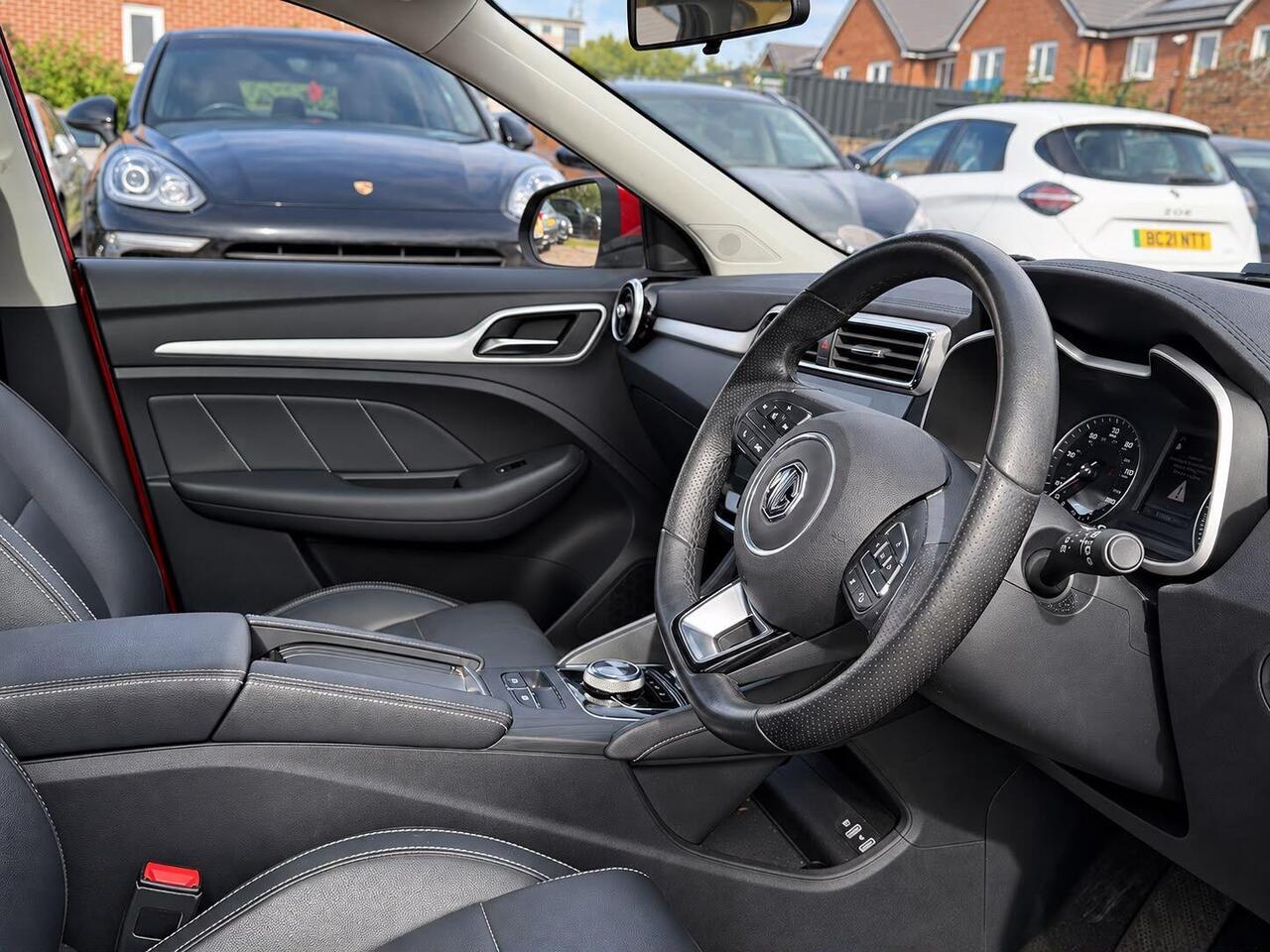MG MG ZS — photo 30
