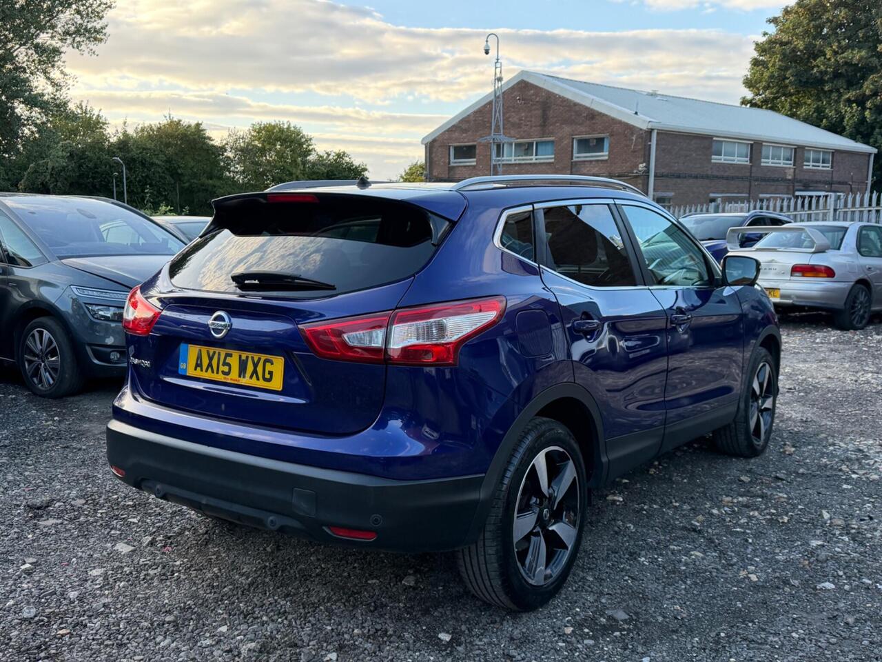 Nissan Qashqai — photo 10