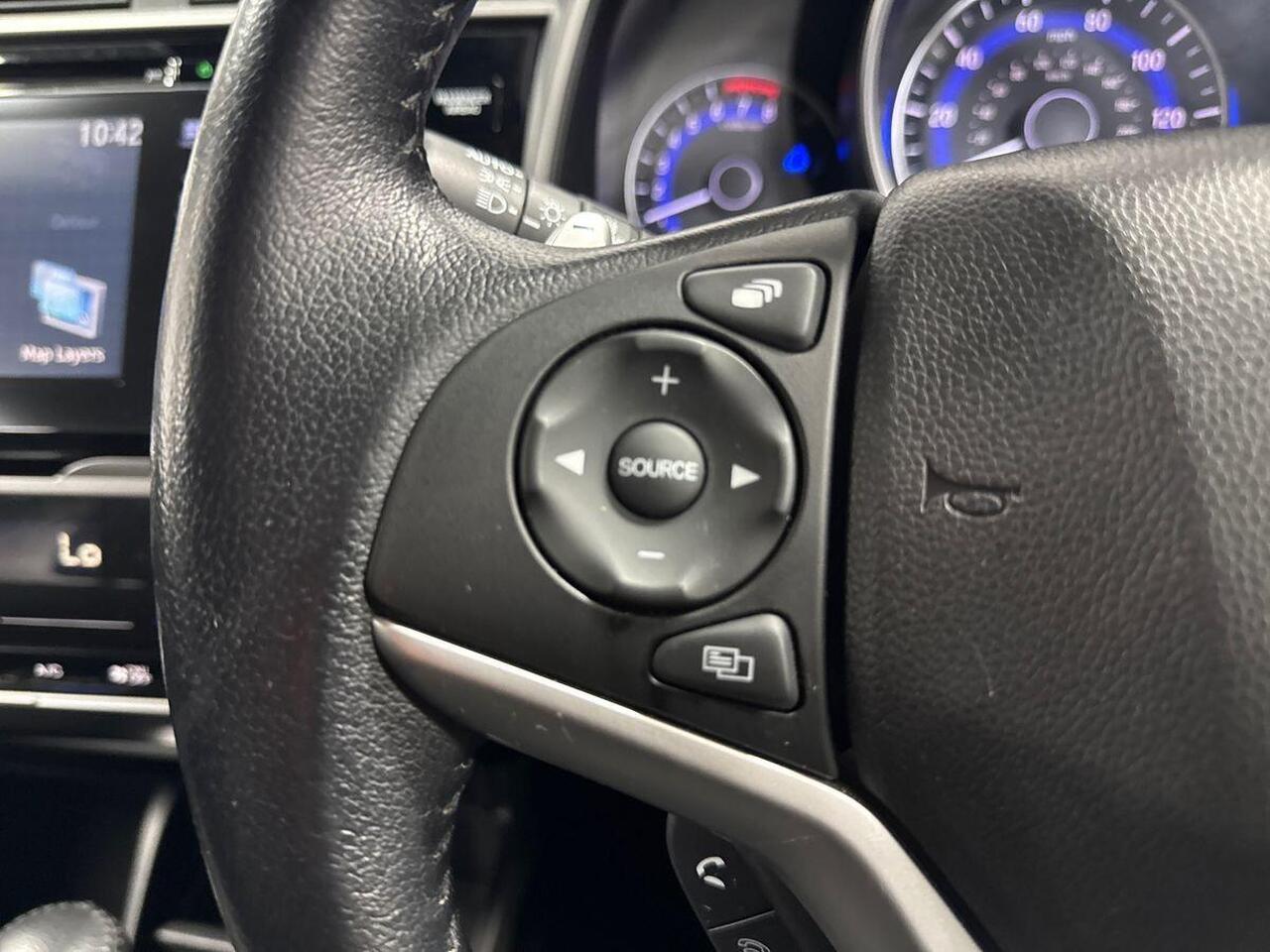 Honda Jazz — photo 24
