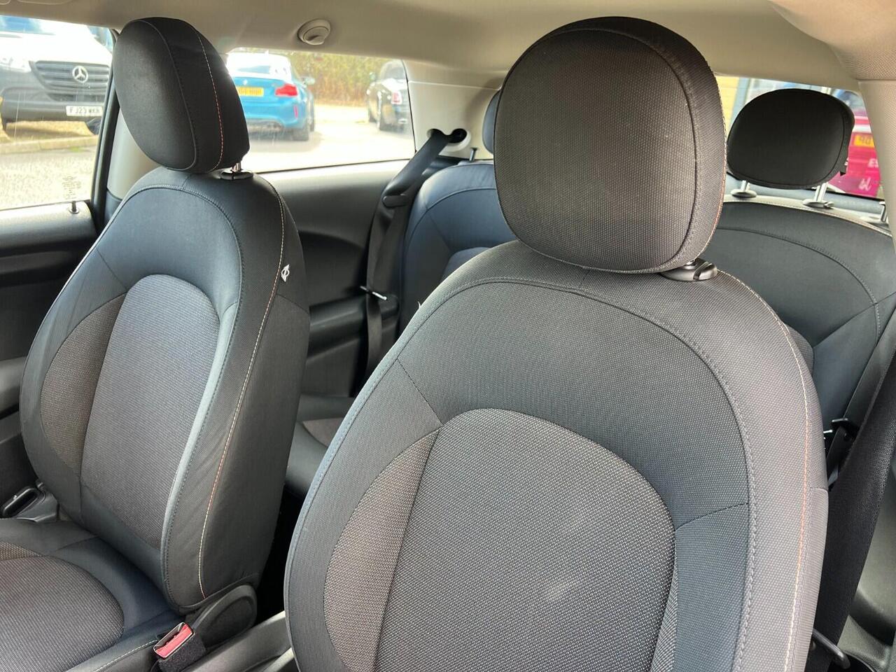 MINI Hatch — photo 40