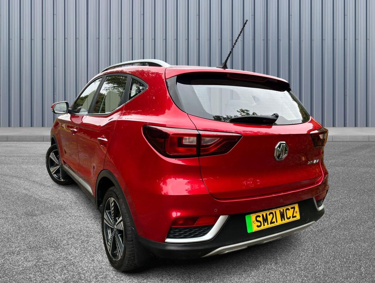 MG MG ZS — photo 4
