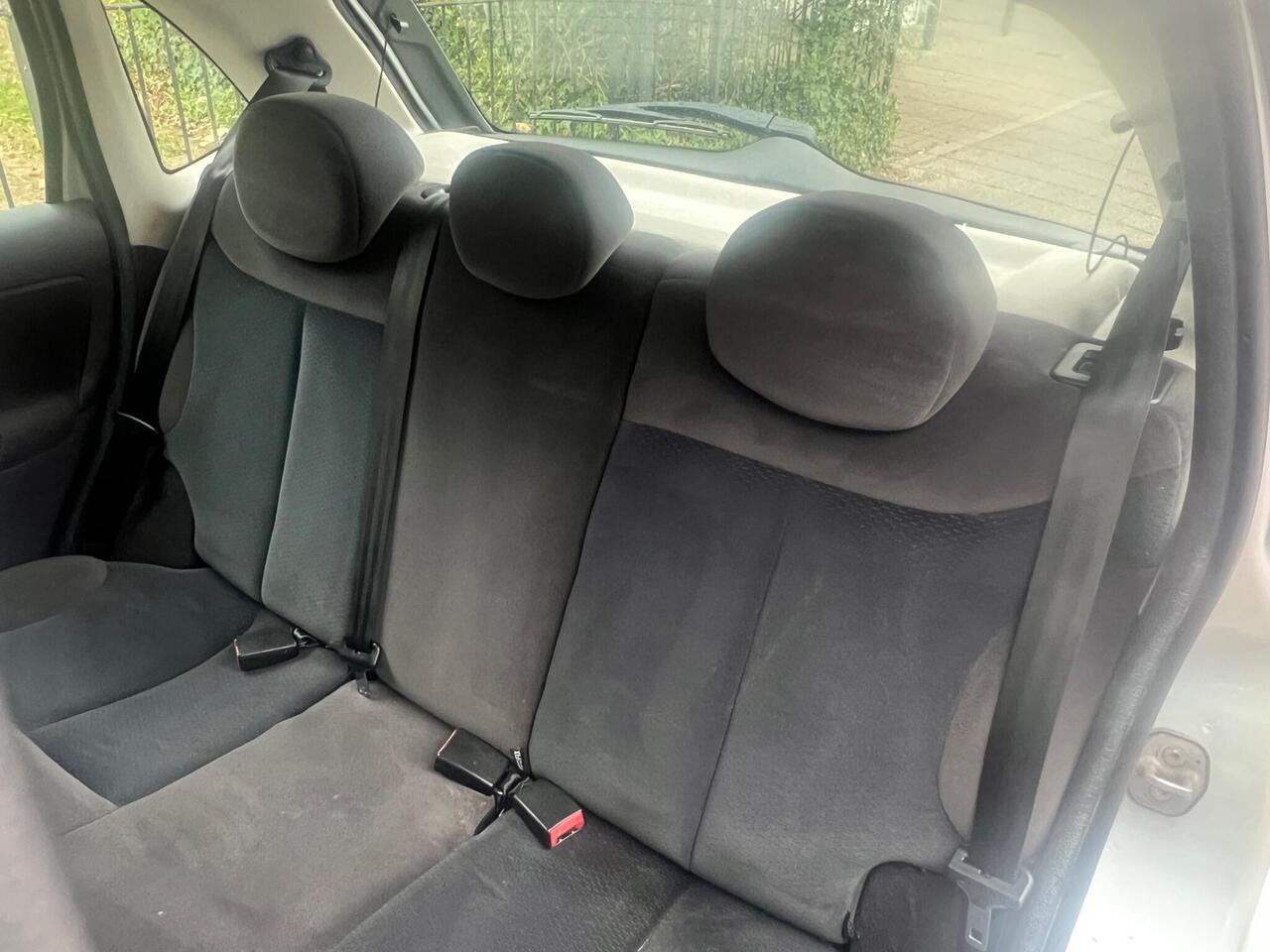 Citroen C3 — photo 24