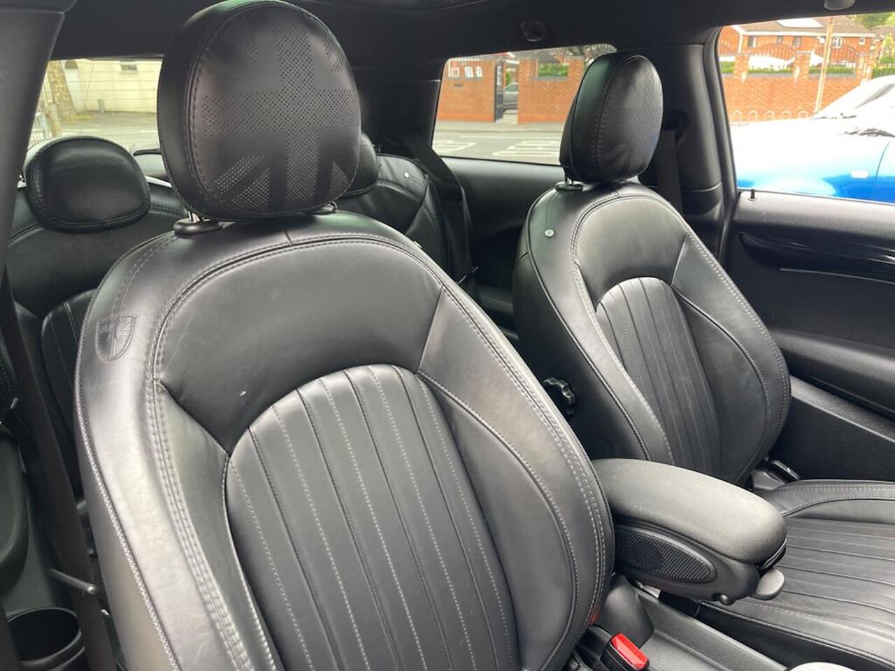 MINI Hatch — photo 13