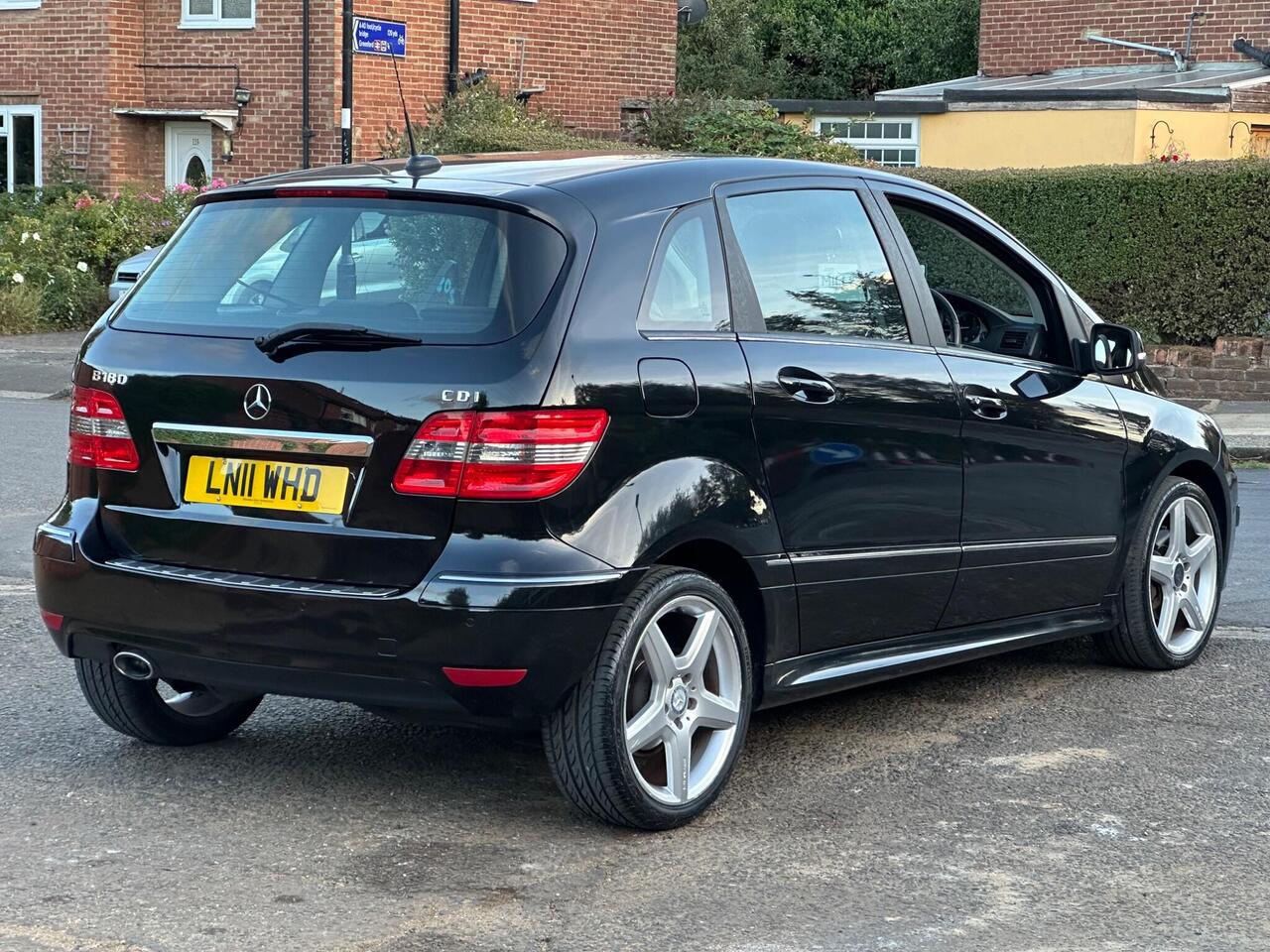 Mercedes-Benz B Class — photo 13