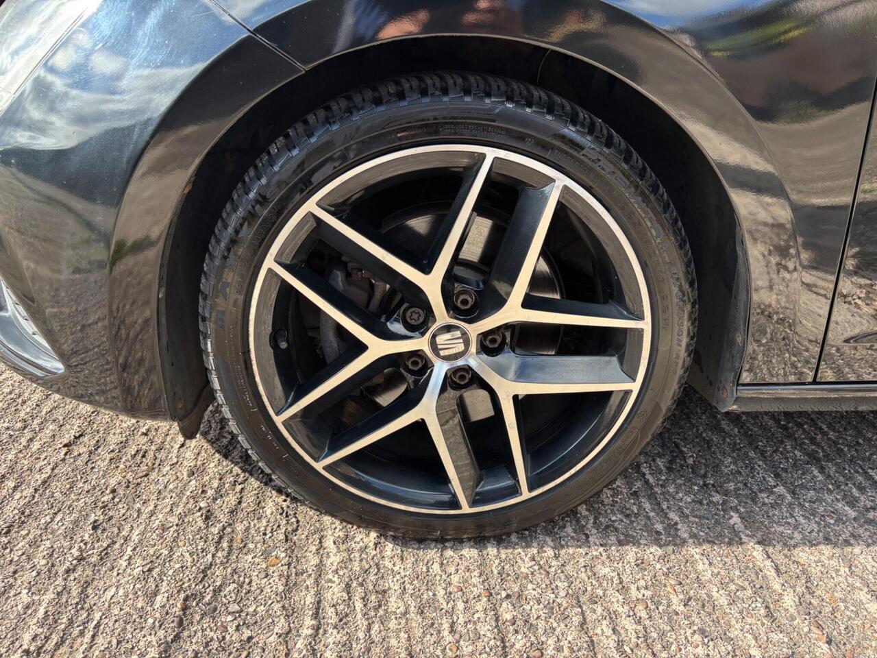 SEAT Leon — photo 10