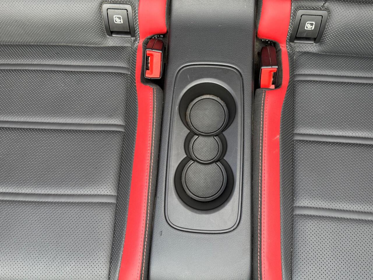 Mercedes-Benz E Class — photo 44