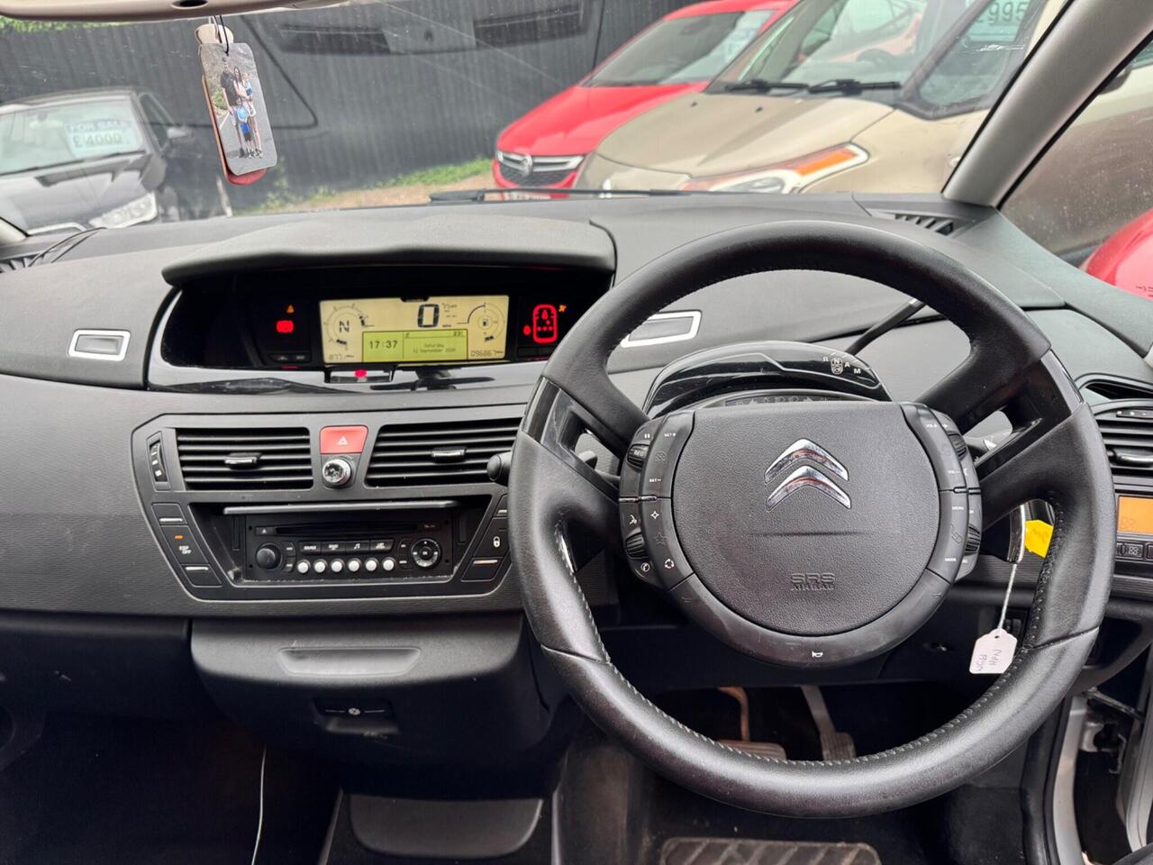 Citroen C4 Picasso — photo 13
