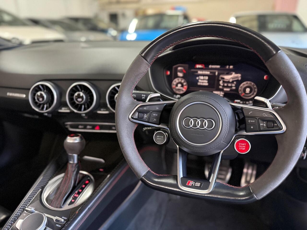 Audi TT RS — photo 18
