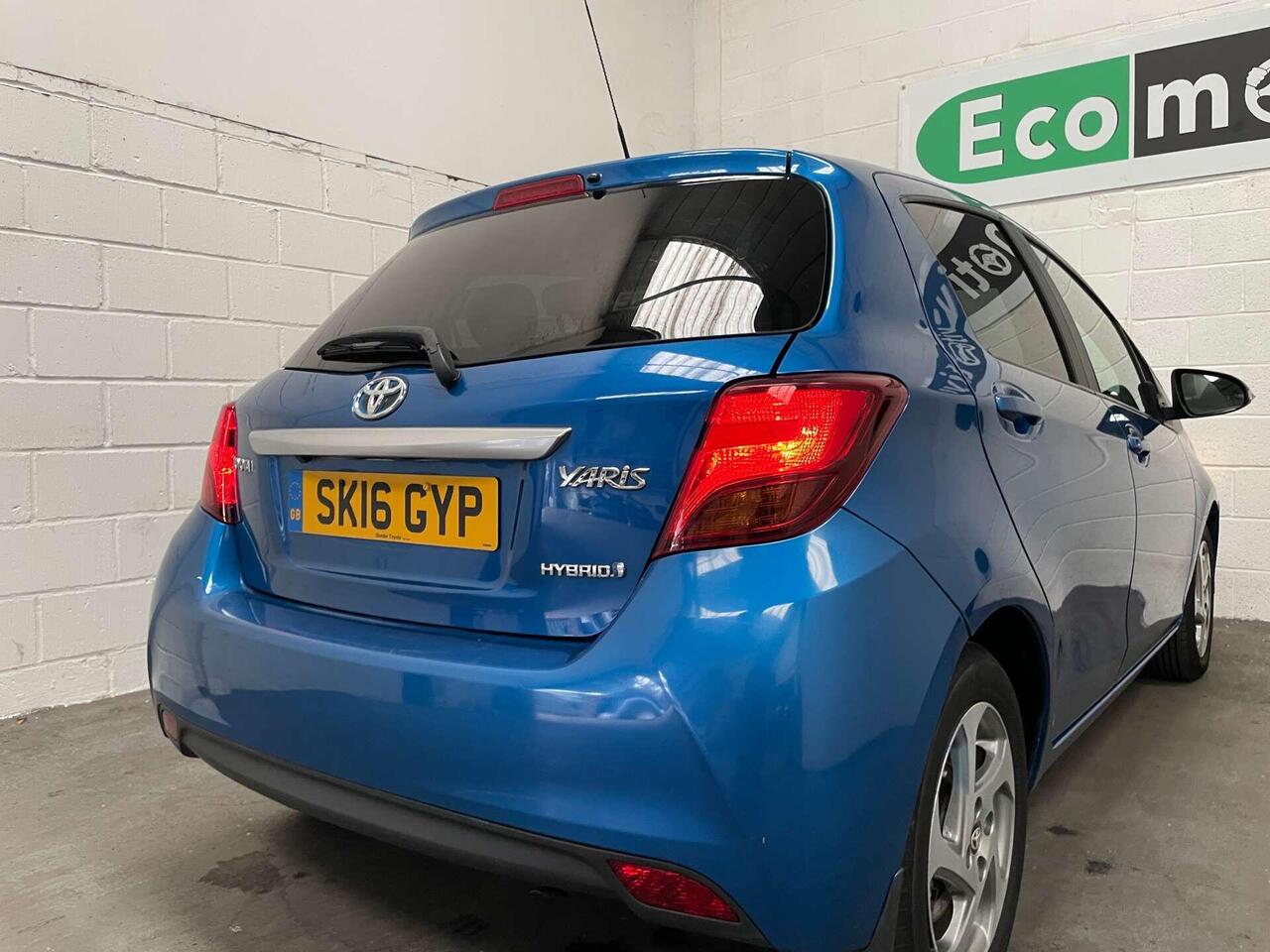 Toyota Yaris — photo 16