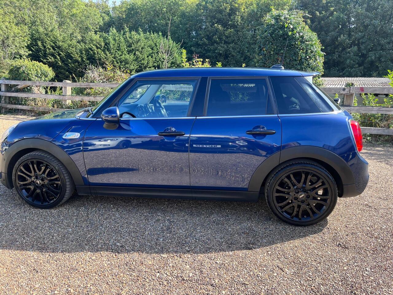 MINI Hatch — photo 6