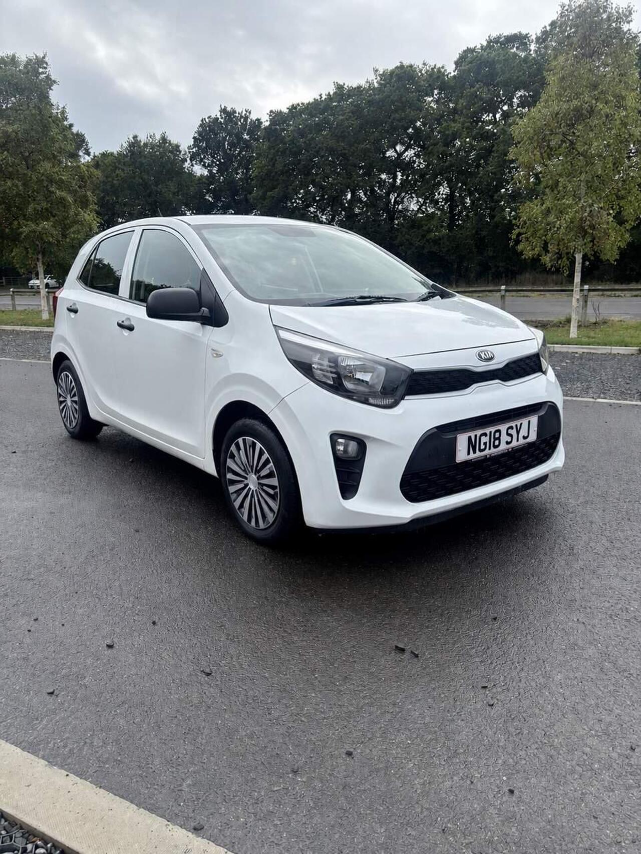 Kia Picanto — photo 1