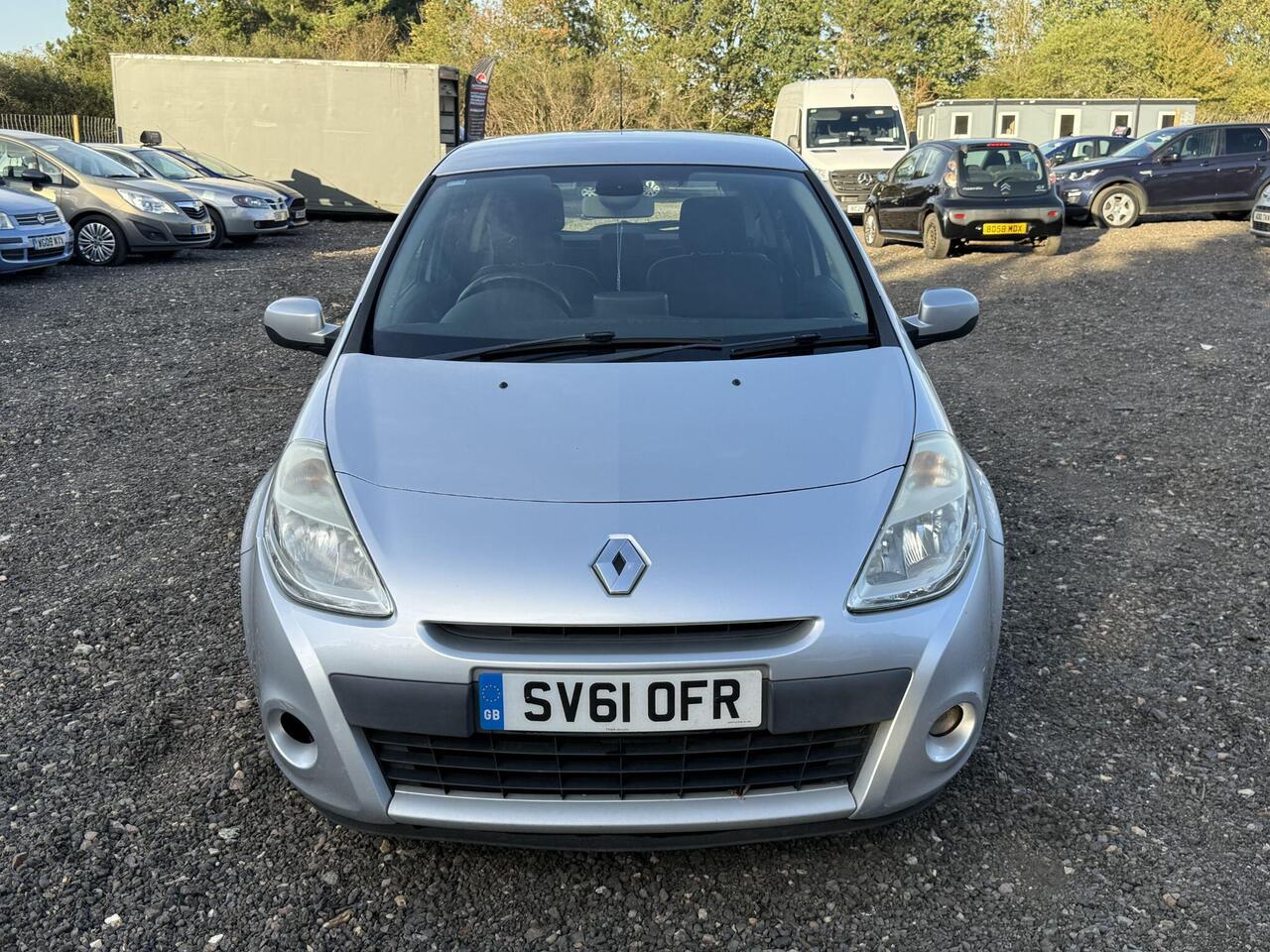 Renault Clio — photo 1