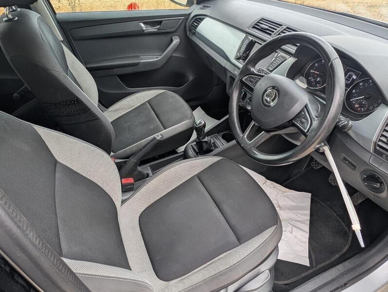 Skoda Fabia — photo 25