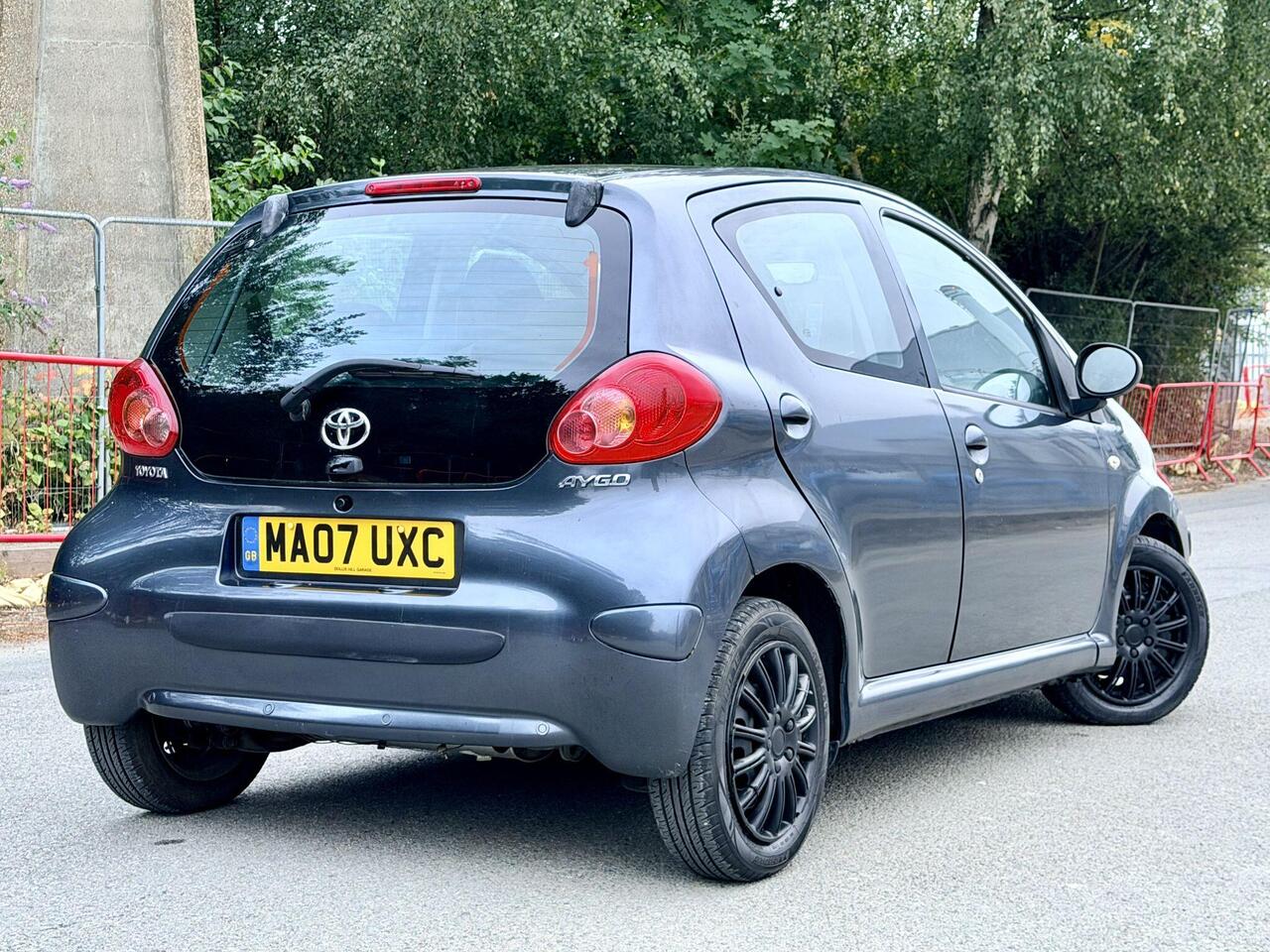 Toyota AYGO — photo 22