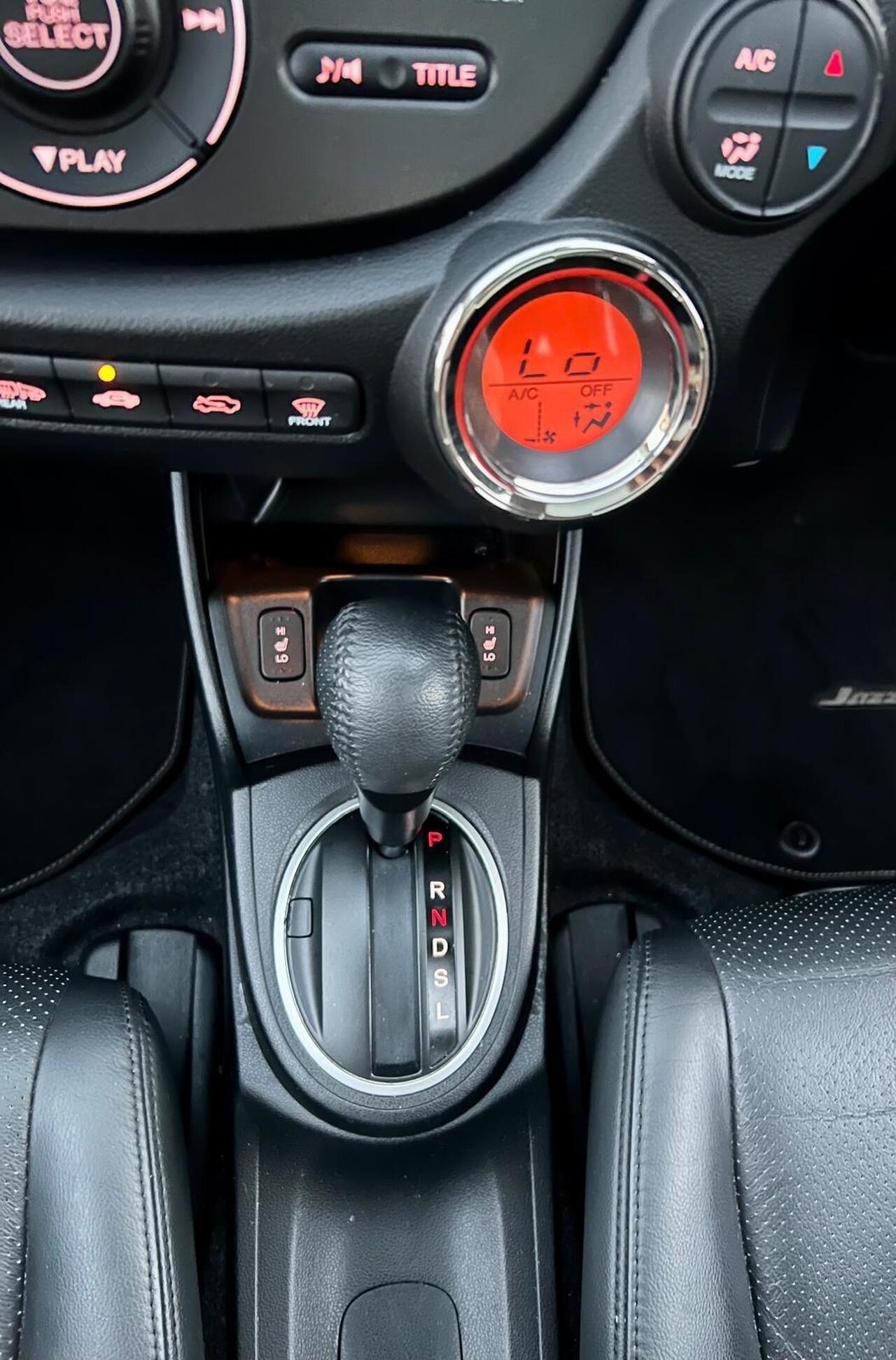 Honda Jazz — photo 19
