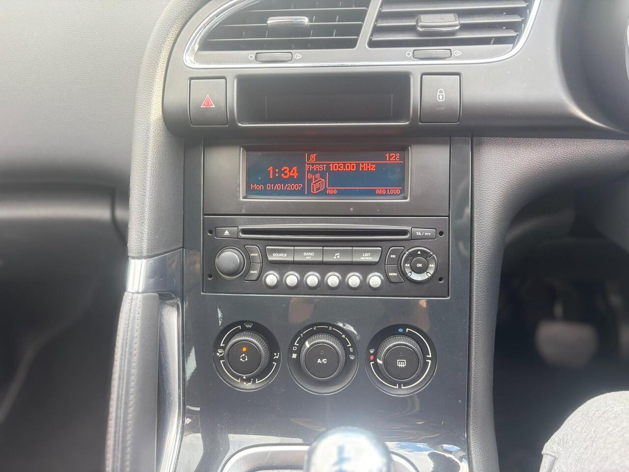 Peugeot 3008 — photo 13