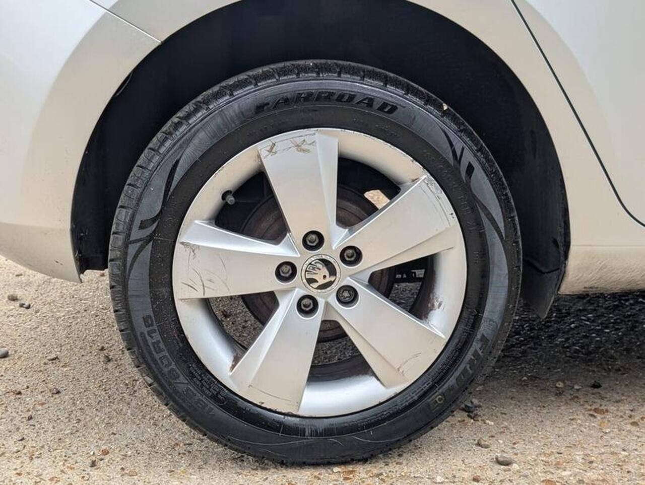 Skoda Fabia — photo 35