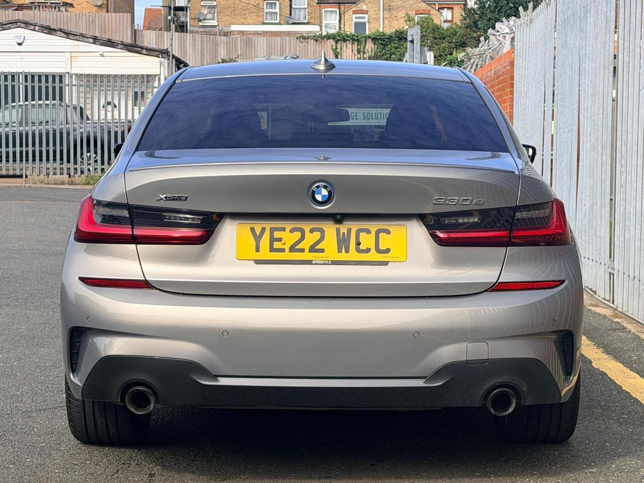 2022 BMW 3 Series 2.0 330e 12kWh M Sport Pro Edition Auto xDrive Euro 6 (s/s) 4dr, photo 11