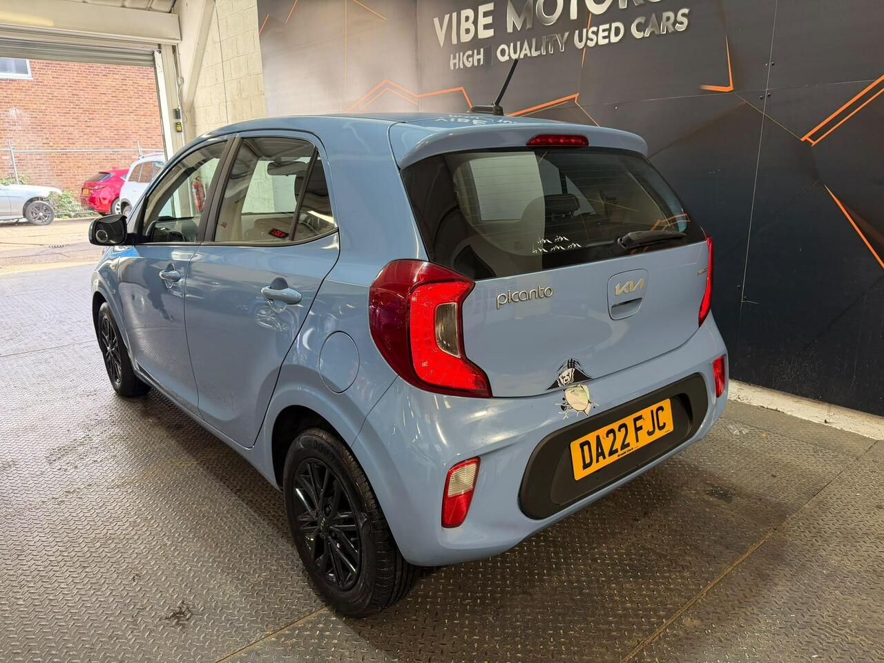 Kia Picanto — photo 5