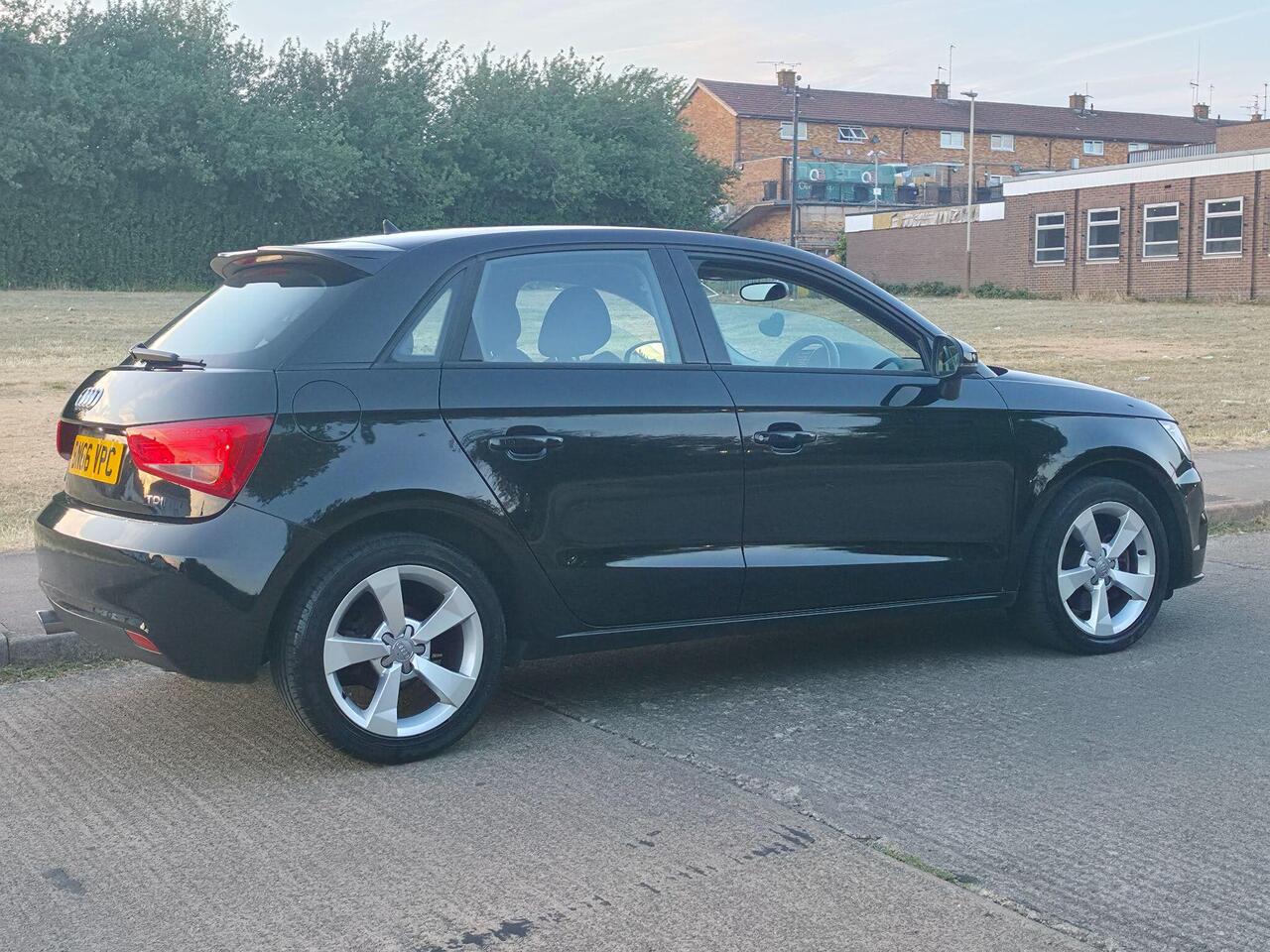 Audi A1 — photo 10