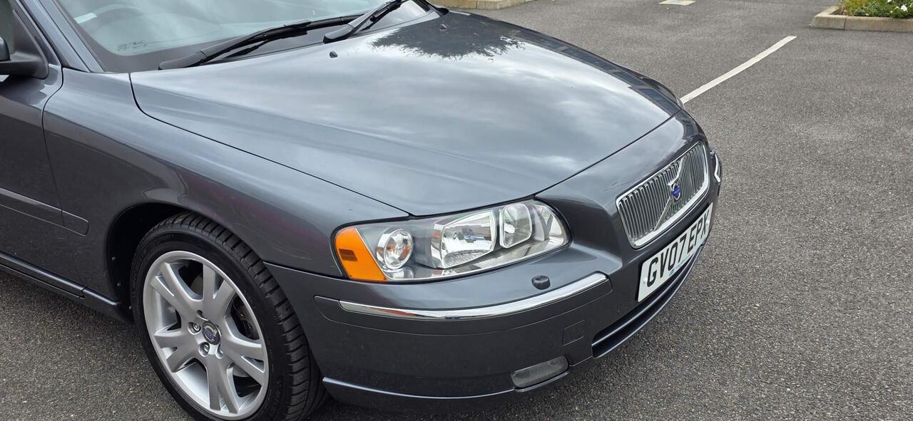 Volvo V70 — photo 14