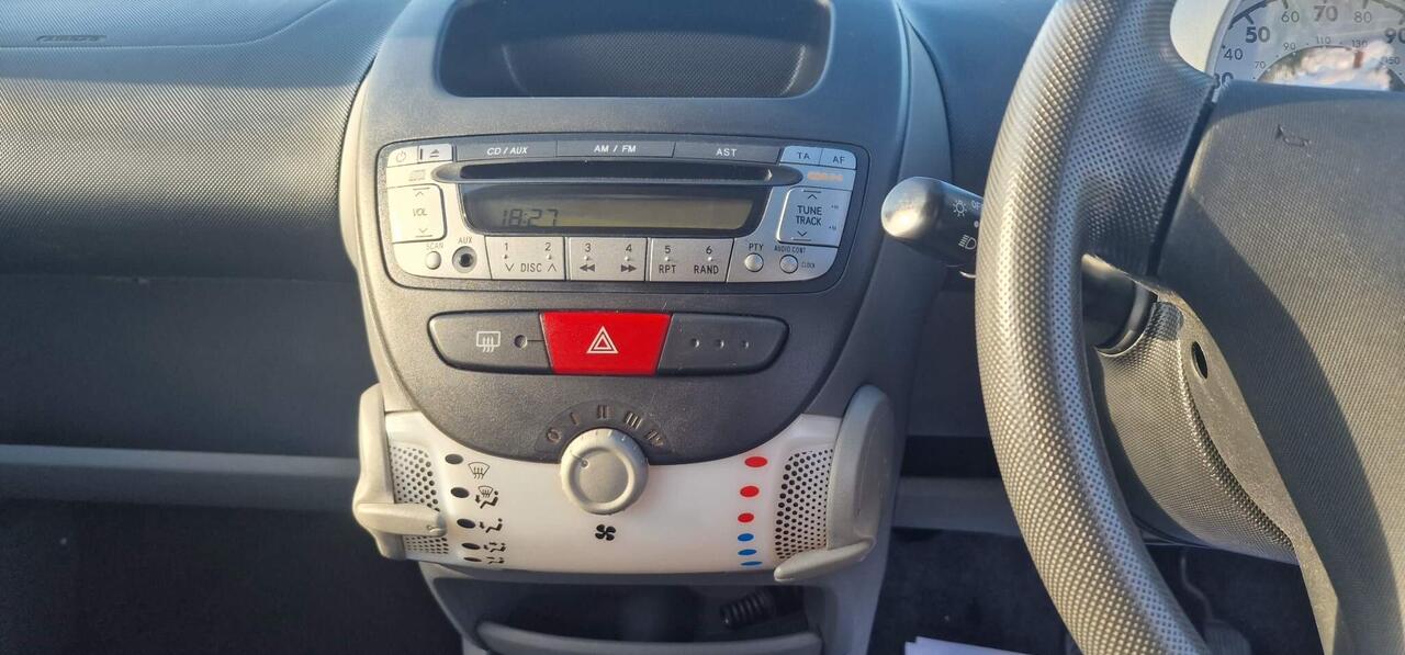 Peugeot 107 — photo 10