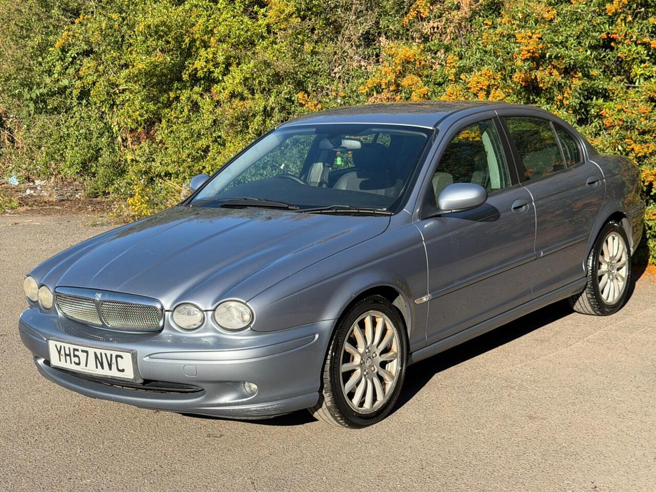 Jaguar X-Type — photo 3