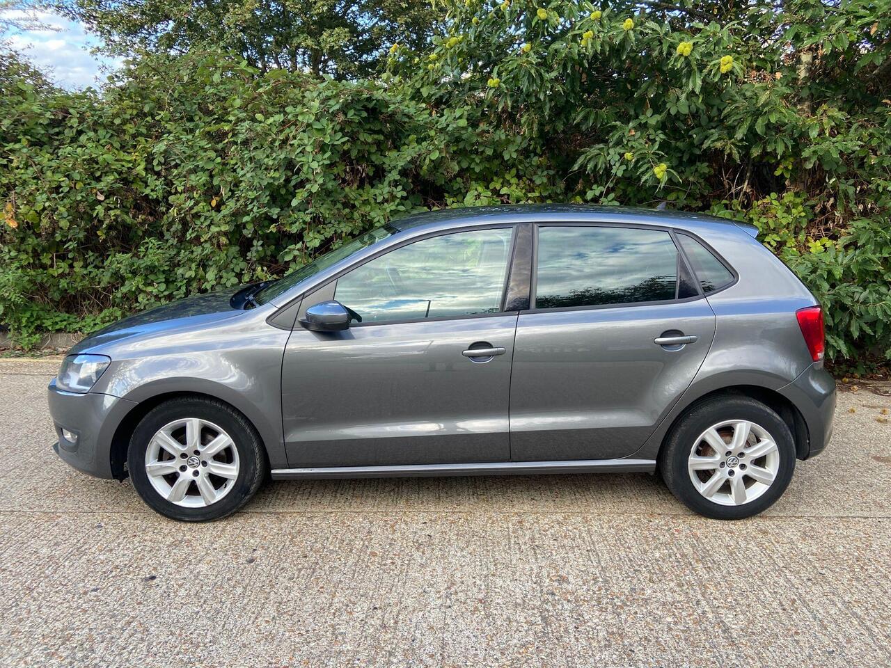Volkswagen Polo — photo 10