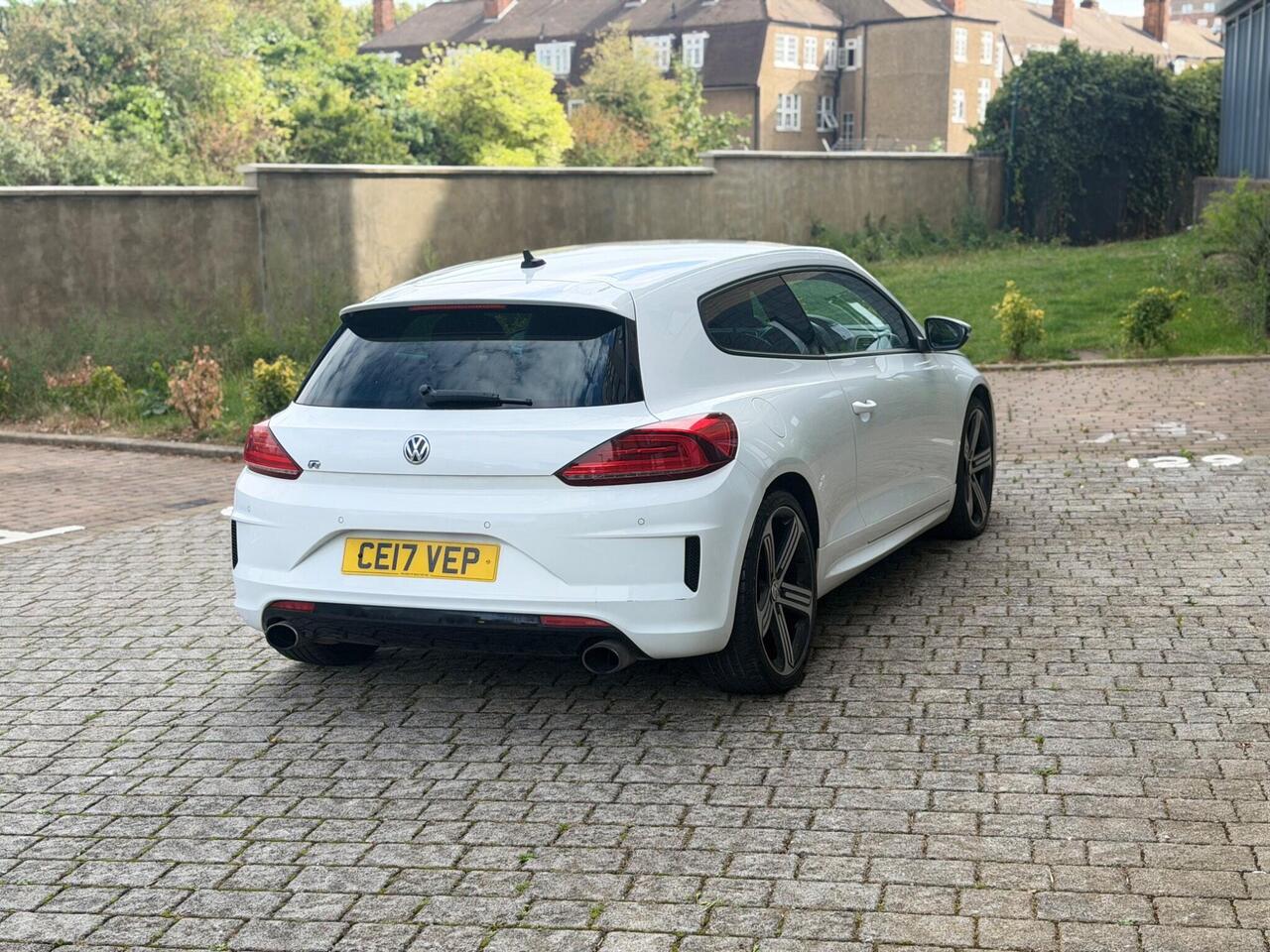 Volkswagen Scirocco — photo 7