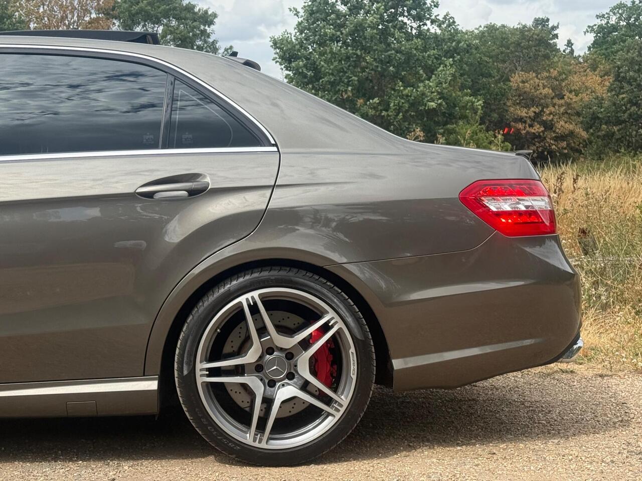 2012 Mercedes-Benz E Class 5.5 E63 V8 AMG SpdS MCT Euro 5 (s/s) 4dr, photo 12
