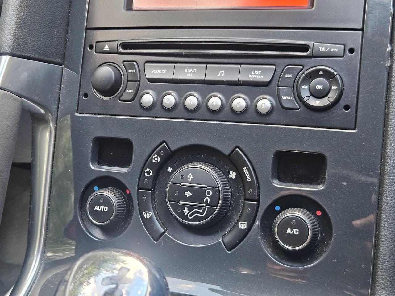 Peugeot 3008 — photo 21