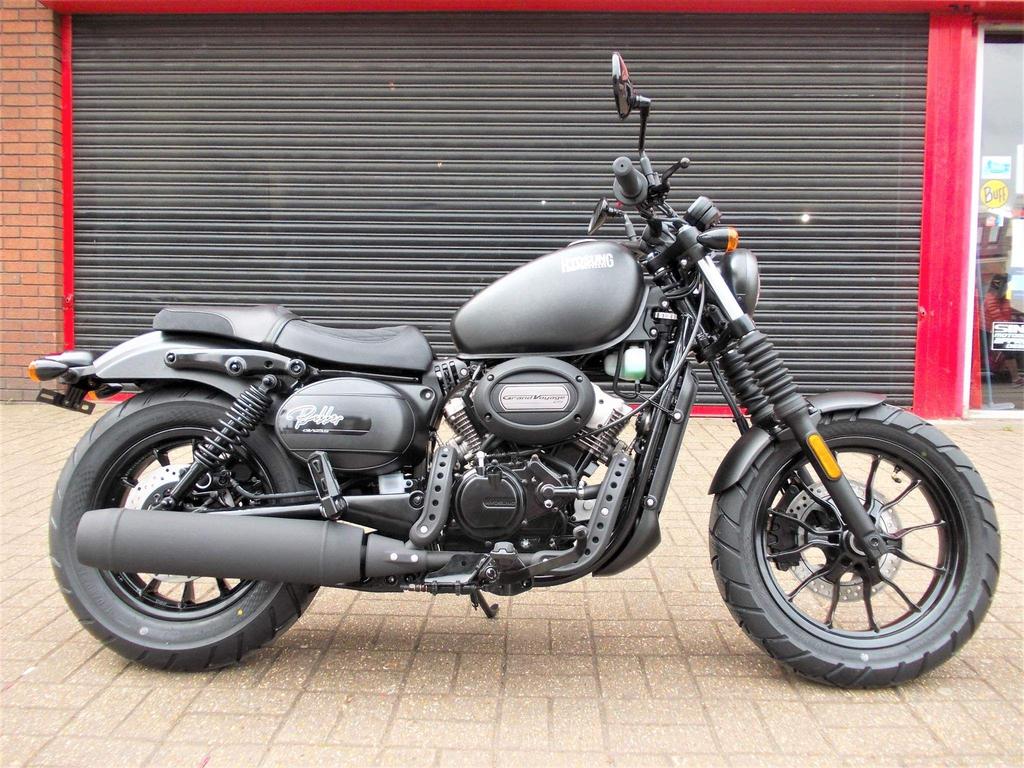 Hyosung bobber 125cc deals