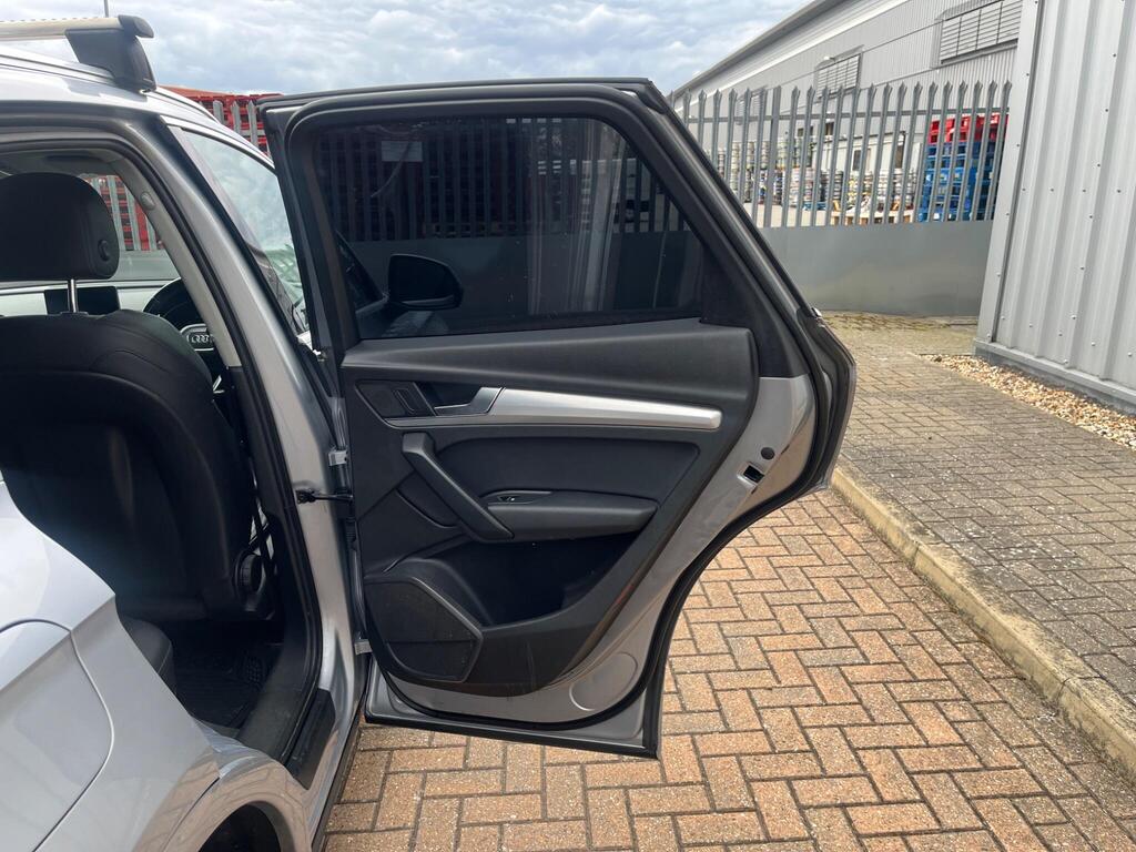Audi Q5 44
