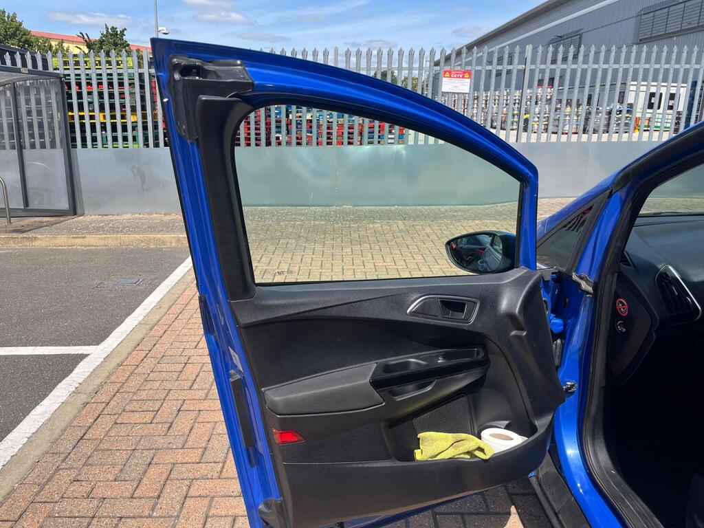 Ford B-Max 41