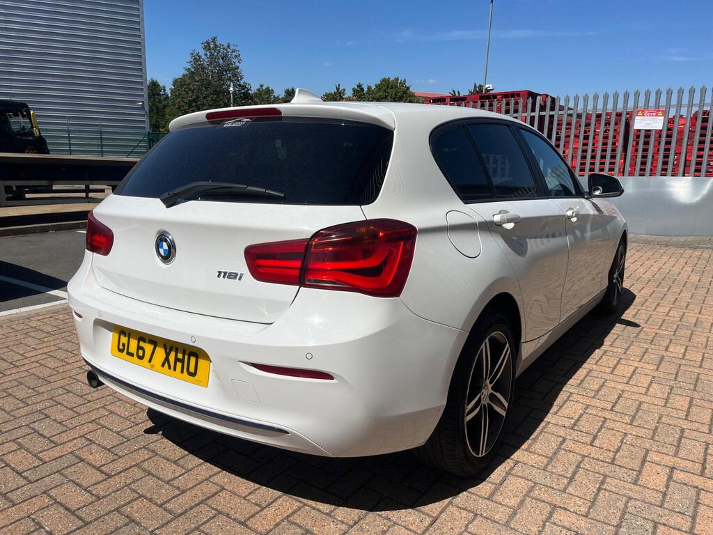 BMW 1 Series 16