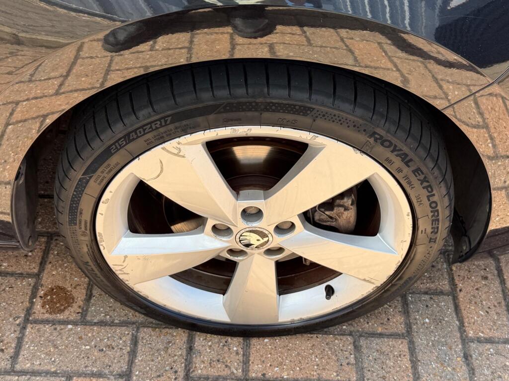 Skoda Rapid 36