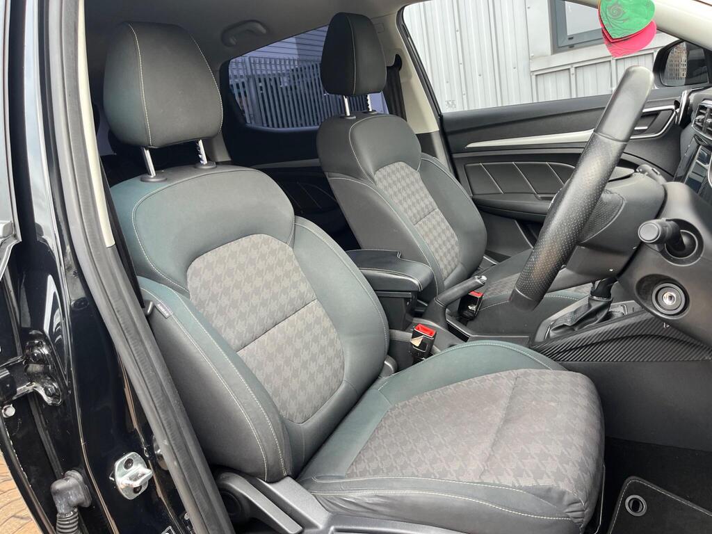 MG MG ZS 39