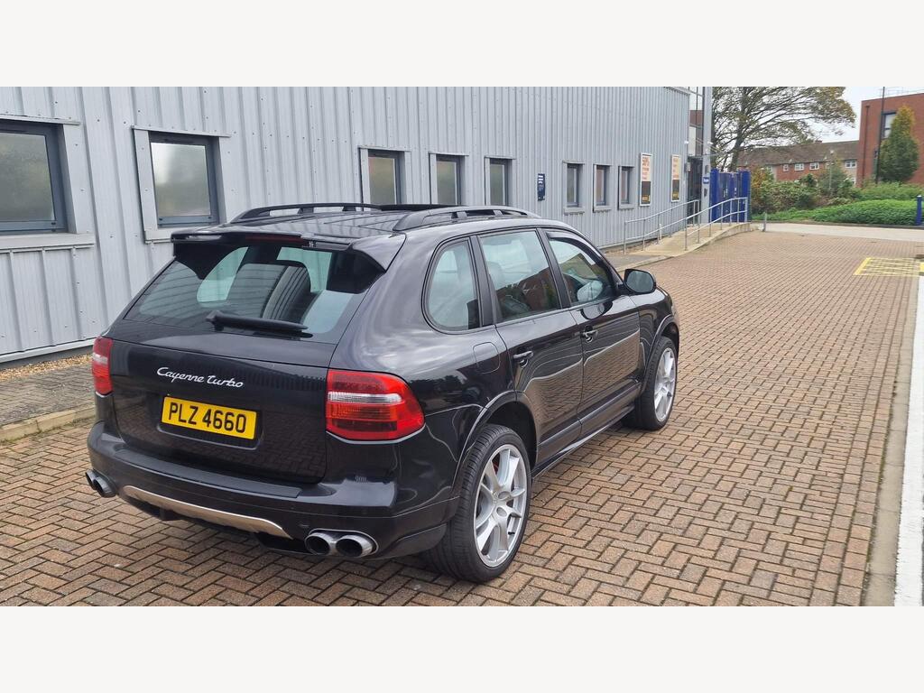Porsche Cayenne 17