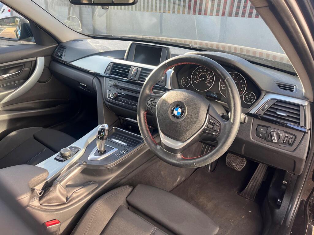 BMW 3 Series 32