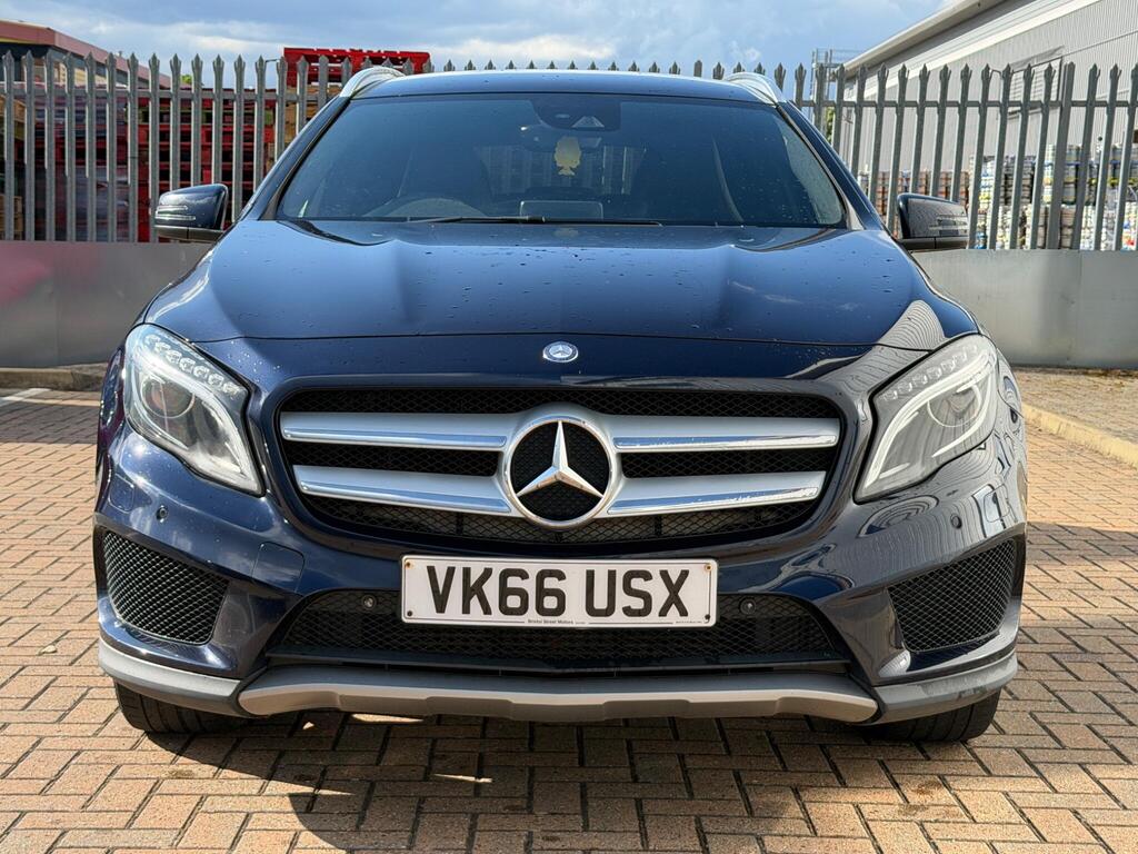 Mercedes-Benz GLA 2