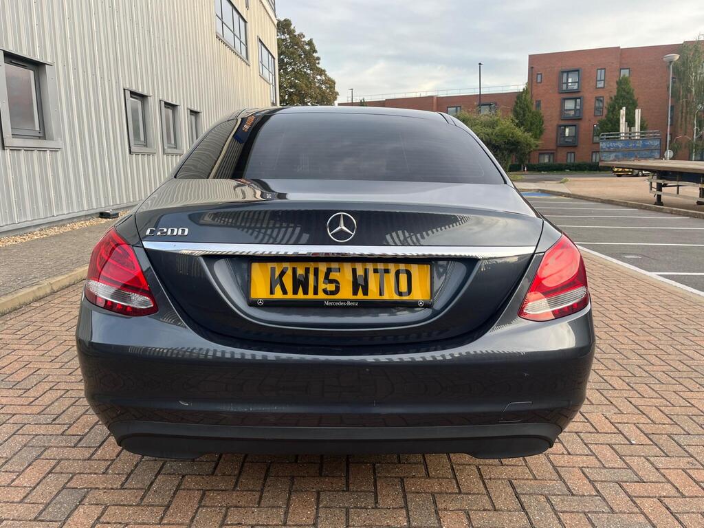 Mercedes-Benz C Class 22