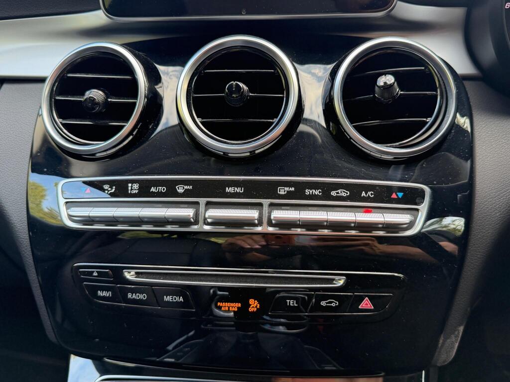 Mercedes-Benz C Class 18